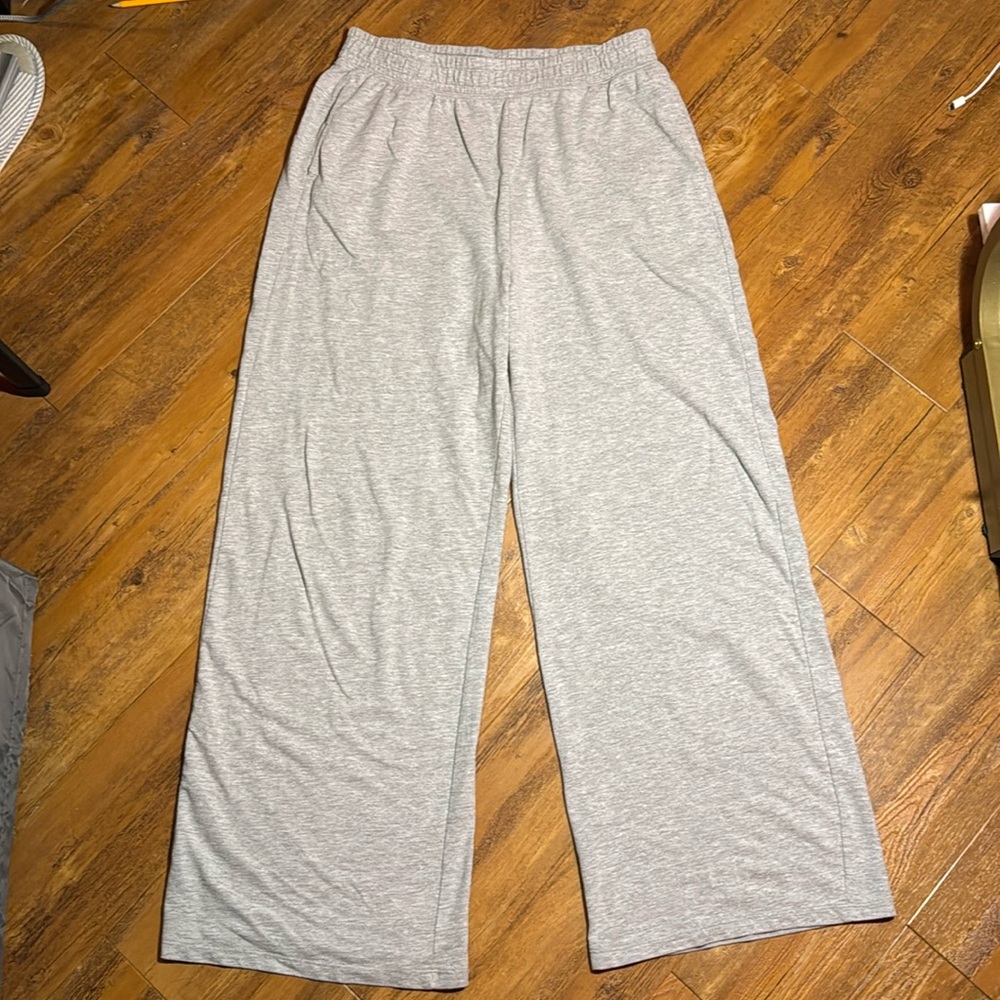 H&M Light Gray Wide-Leg Joggers
